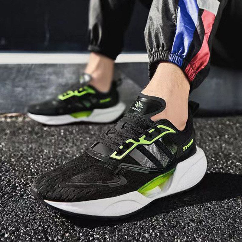 Fly-knit Sneakers Men's Mesh Breathable Lightweight And Comfortable foto 2