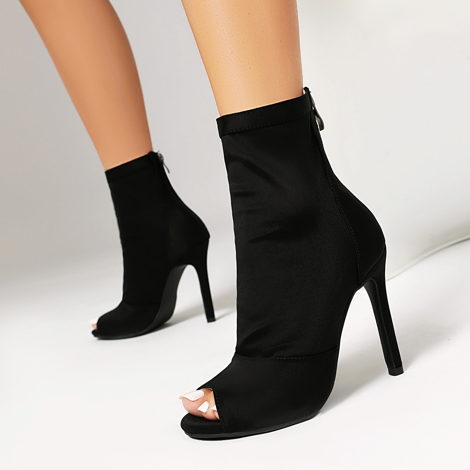 High-heeled Women's Stiletto Boots With Fishmouth. foto 5