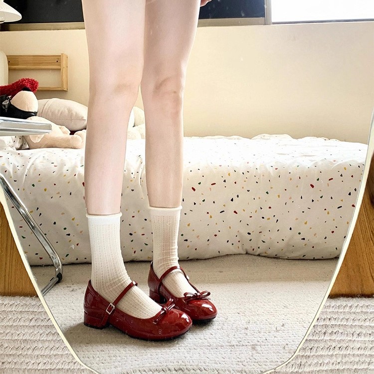 Ankela Red French Mary Jane Shoes Women foto 4