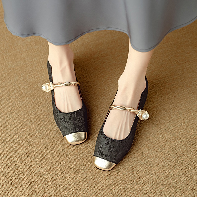Women's Retro Plus-Size Chunky-Heel Pumps foto 3