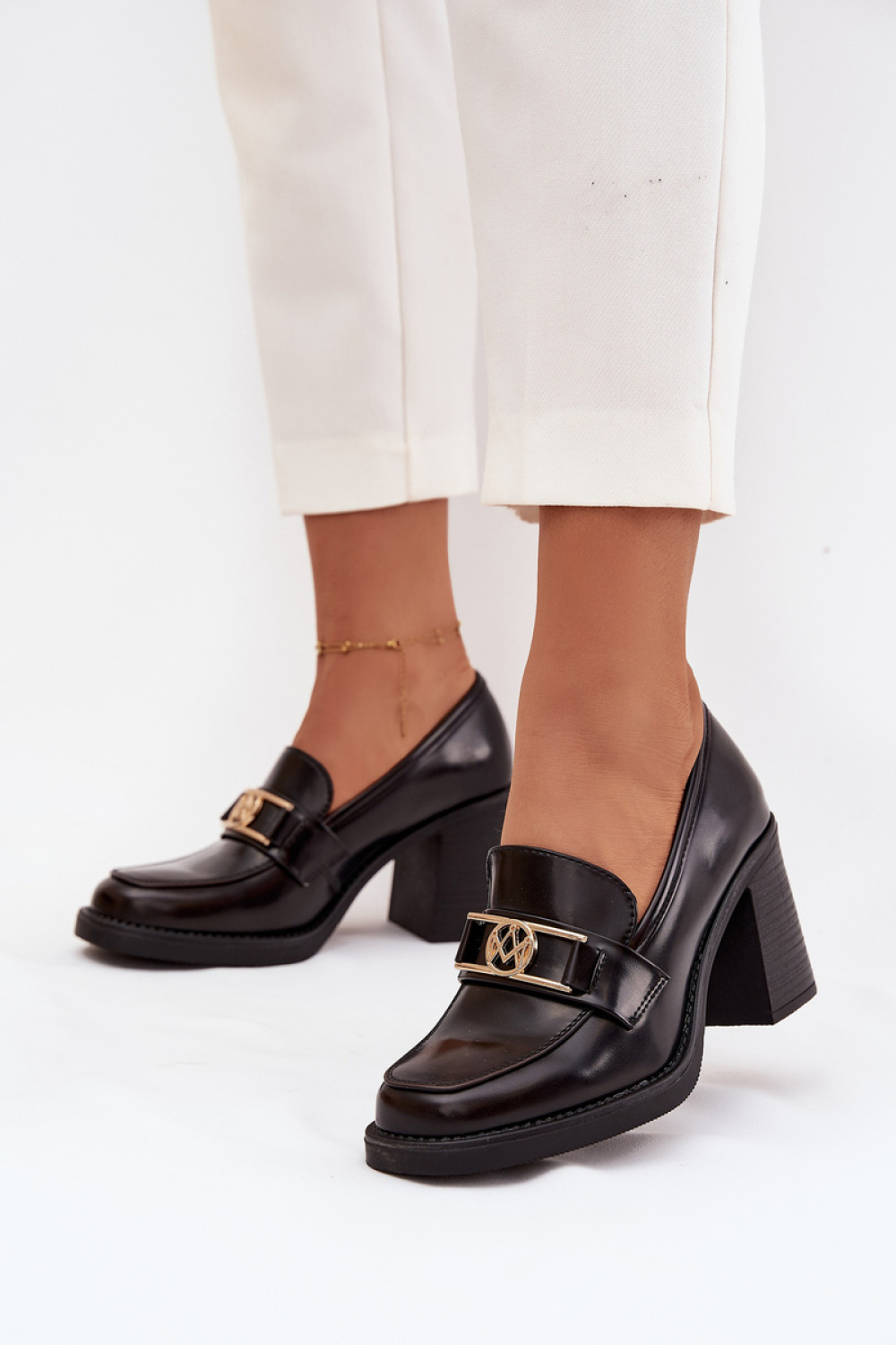 Schoenen op hakken Step in style