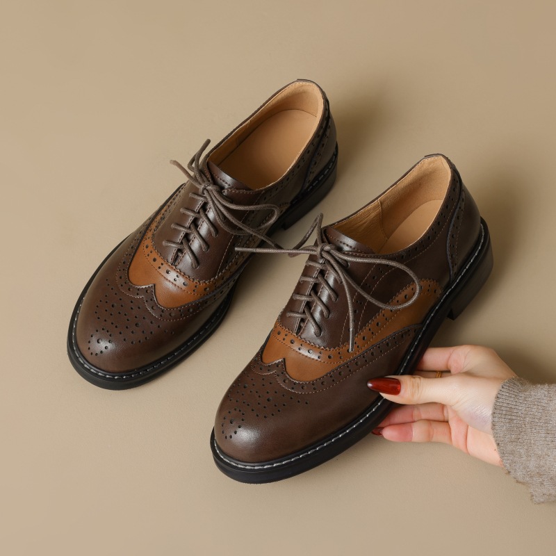 Sheepskin Stitching Retro Style Brogue Leather Shoes foto 4
