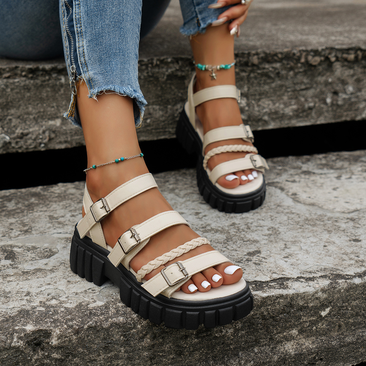 Women's Sponge Cake Thick-soled Open-toe Sandals foto 3
