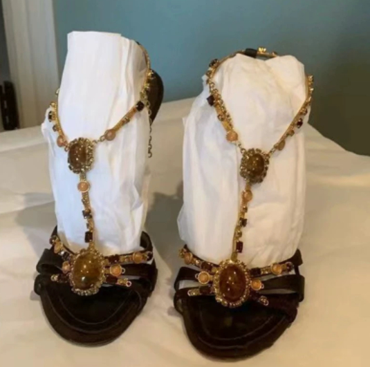 Beautiful Jewelry Rhinestone Open-toe Cross-strap Round-toe High-heeled Sandals