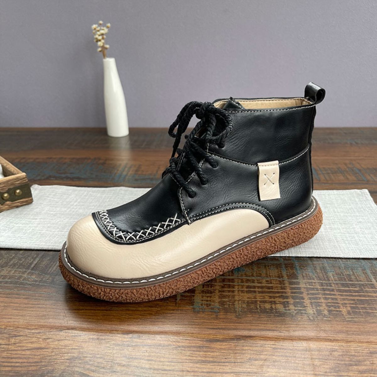 New Women's Chunky-sole Dr Martens Boots foto 3