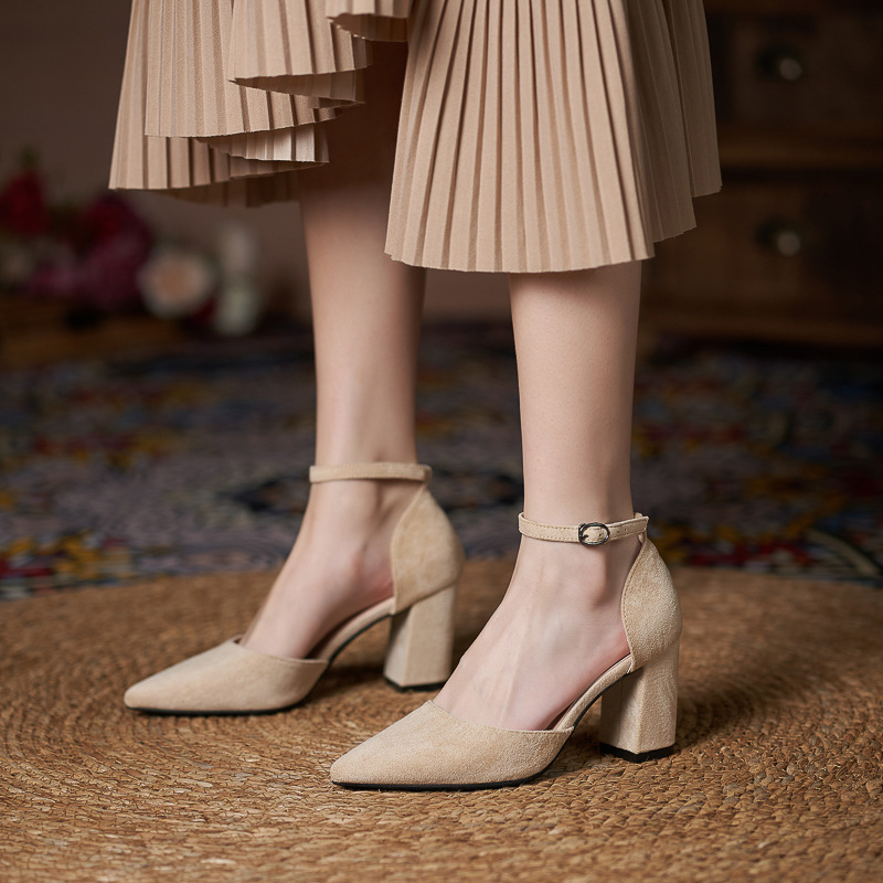 Women's All-match Casual Large Size Hollow High Heels foto 2