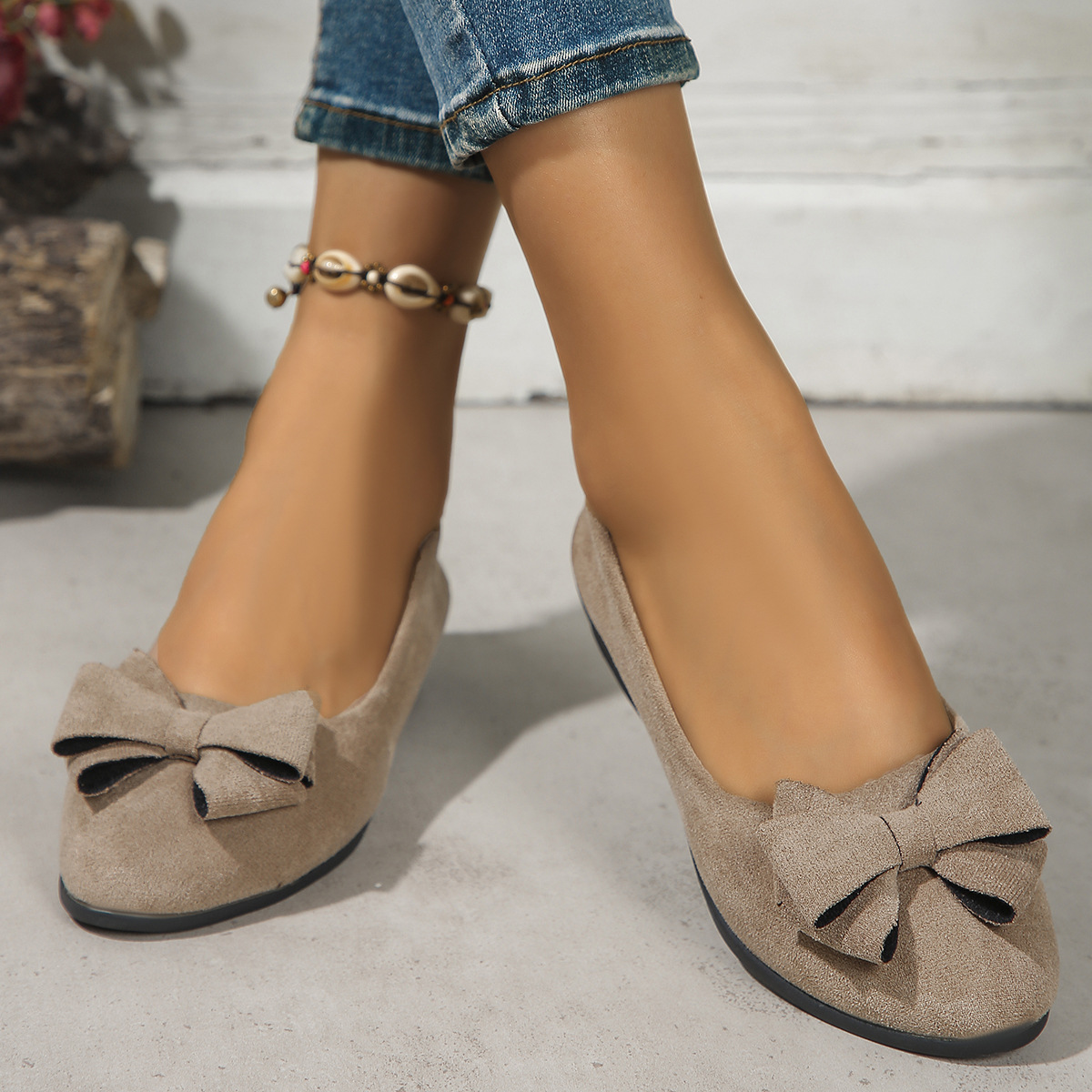 Womens Suede Bowtie Cross-Strap Slip-On Shoes With Elastic Band foto 5