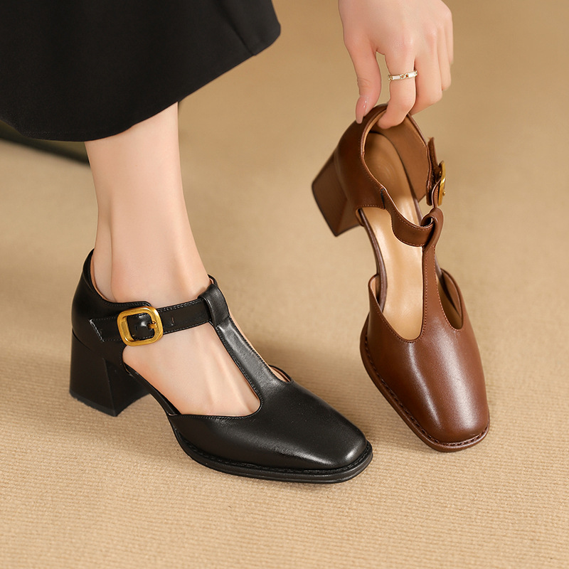 Square Toe T-shaped Buckle Sandals For Women foto 2
