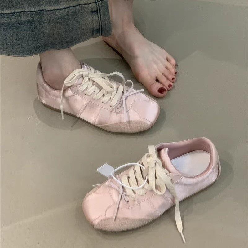 Girlish Style Bow White Sneaker Women