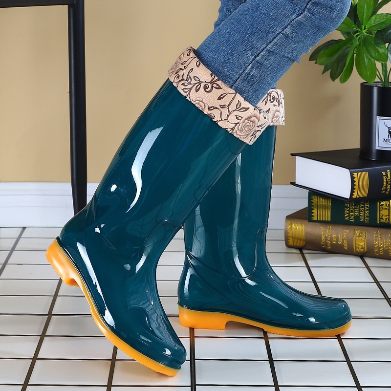 Women's Rain Boots Mid-high Tube Fashion Velvet Padded Thick Rain Boots Warm Winter Rain Boots Non-slip Adult foto 4