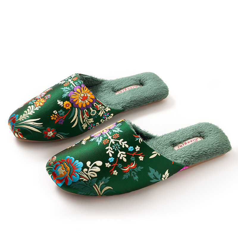 Women's Embroidered Floral Ox-Tendon Sole Plush Slippers foto 2
