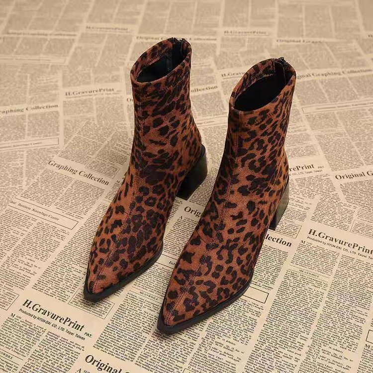 Pointed-toe Chunky-heel Fashion Boots With A Back Zipper foto 5