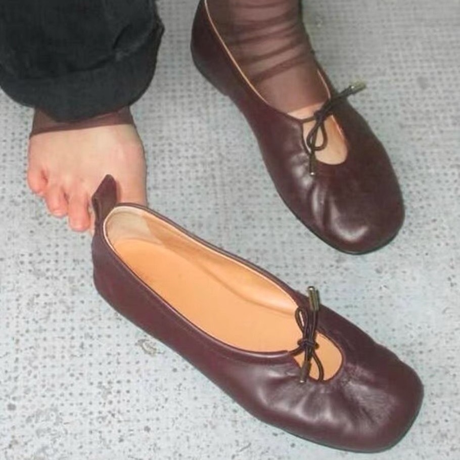 Women's Hollow-Out Lace-Up Square-Toe Flat Shoes foto 4