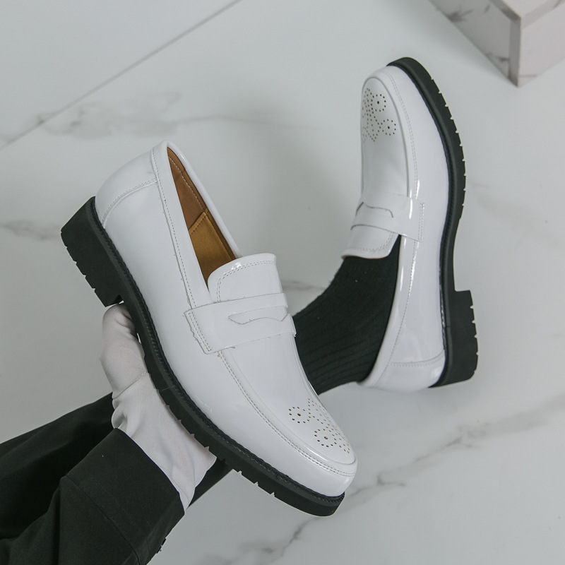 Autumn Men's Glossy Carved Leather Shoes foto 3