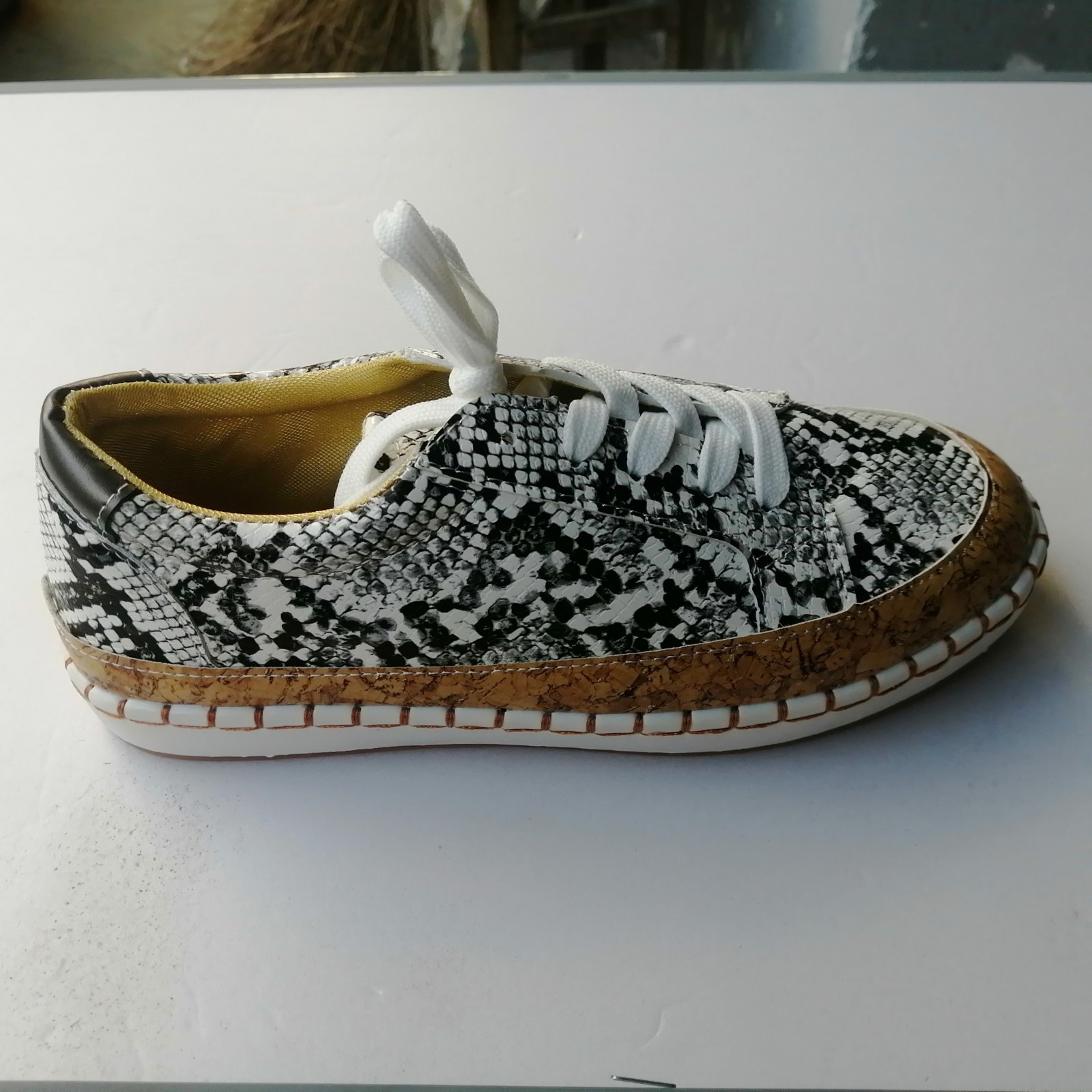 Plus-size Snake-print Chunky-soled Casual Shoes foto 2