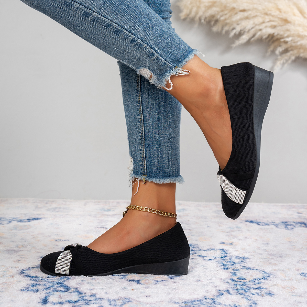 Round Toe Flat Bottom Fashion Rhinestone Low-cut Slip-on Women's Casual Shoes foto 2