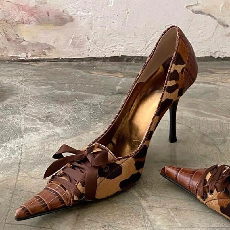 Pointed-toe Stiletto Heel Lace-up Womens Heels foto 4