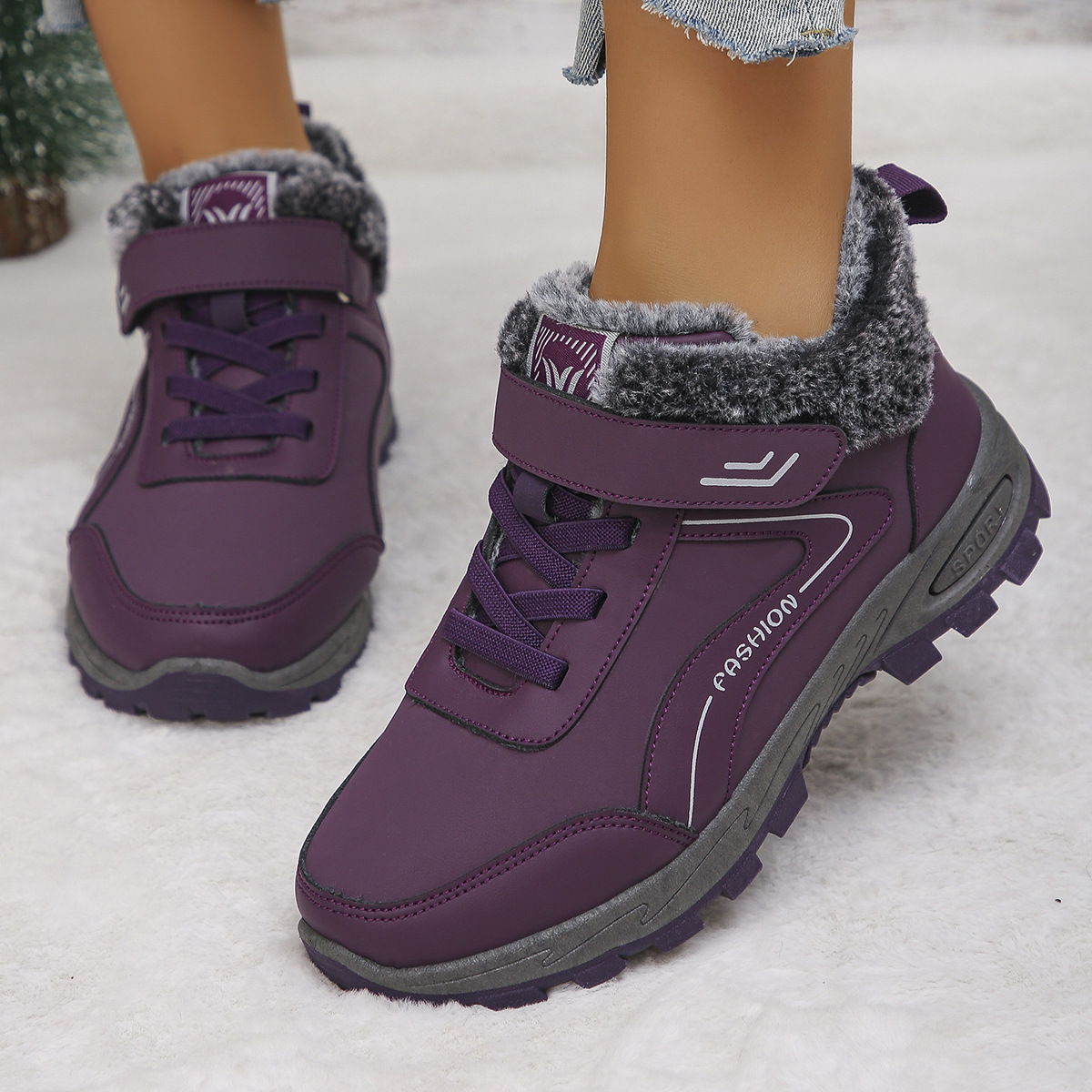 Womens Fleece-Lined Insulated Snow Boots For Cold Weather And Outdoor Use foto 5