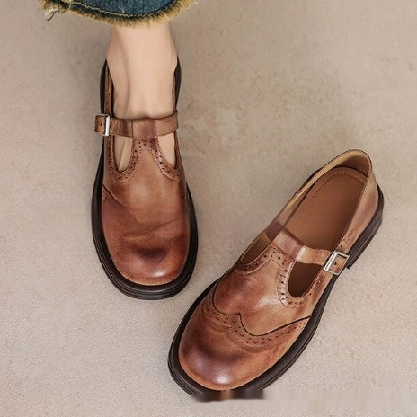 Casual Sheepskin Hollow Flower Flat Heel Loafers Women's Autumn Shoes Round Toe foto 5