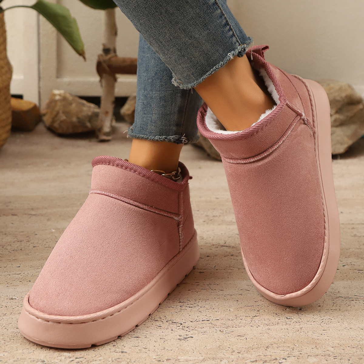 Short Boots With Thick Soles Non-slip Design And Plush Liningperfect For Outdoor Snowy Conditions foto 4