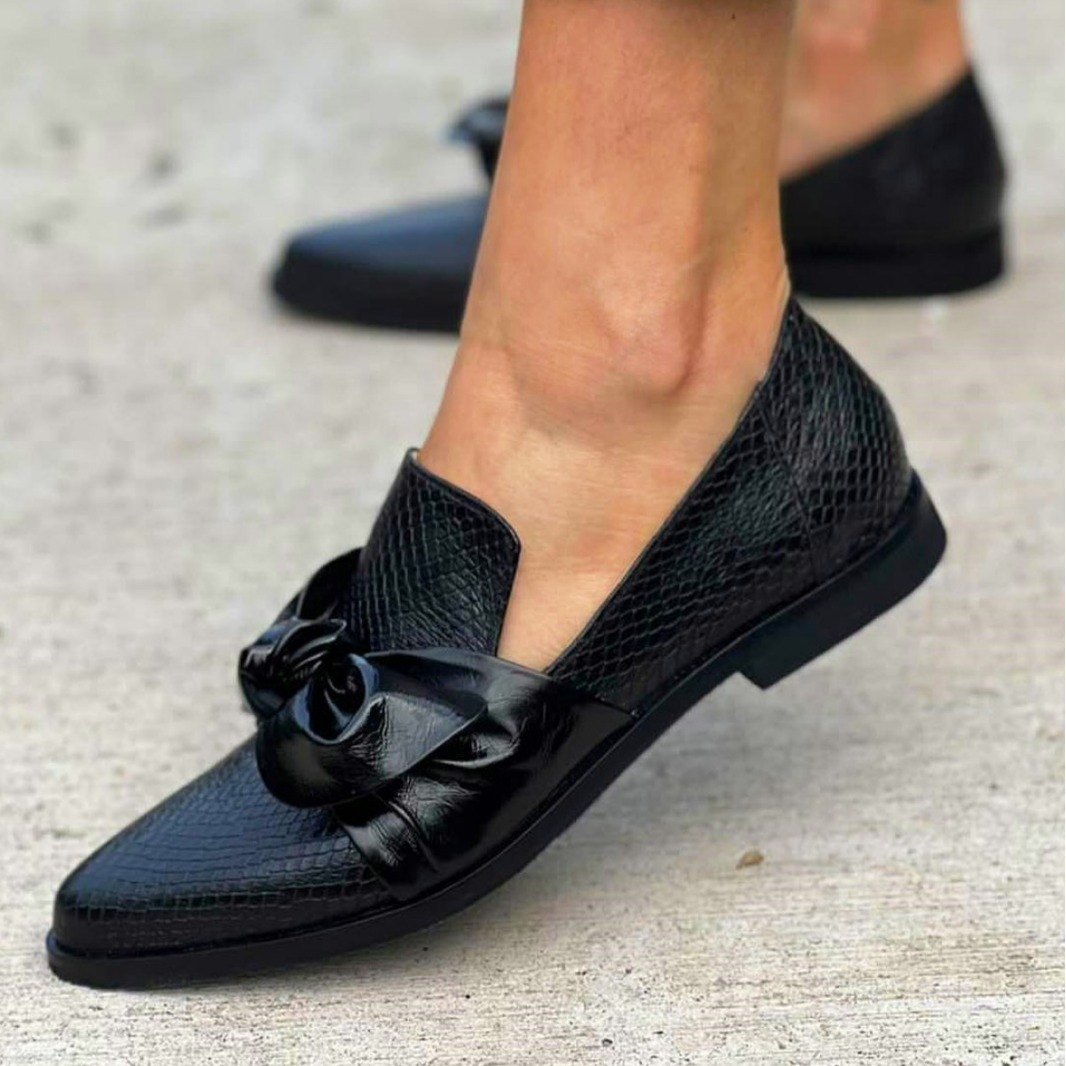 Spring And Autumn Pointed Toe Shallow Mouth Buckle Plus Size Casual Pumps Women foto 4