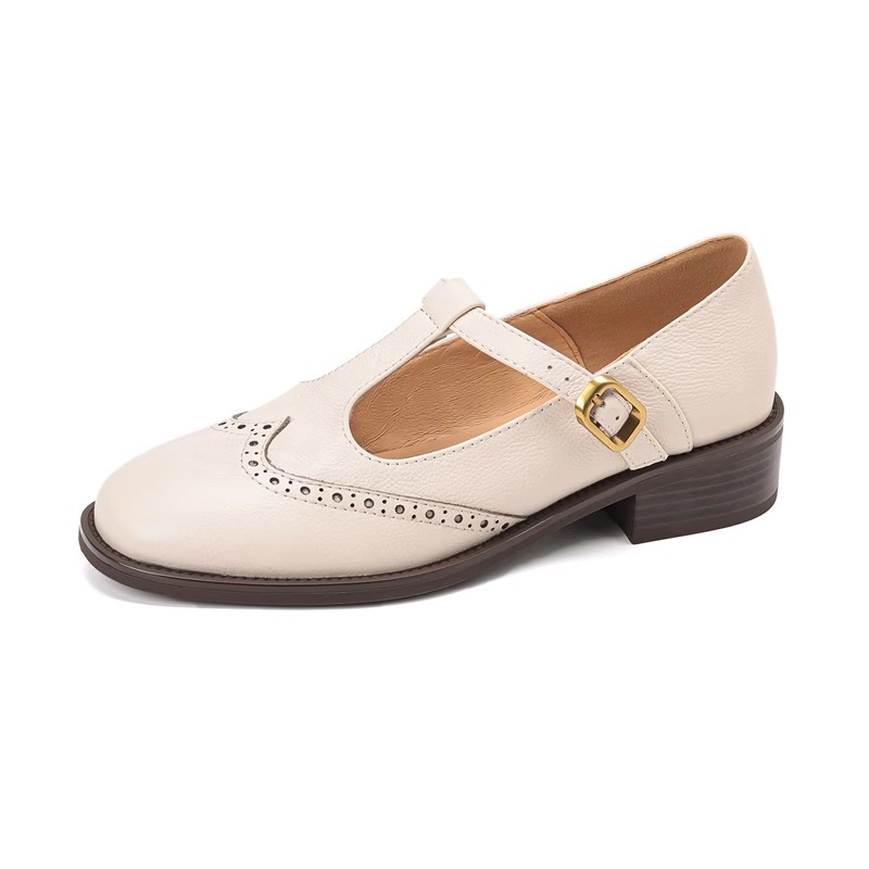 Vintage Brogue British Style Chunky Heel Pumps foto 5