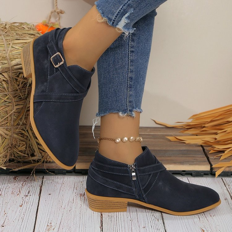 Womens Large-Size Leather Boots With Side Zipper And Cross Straps foto 4