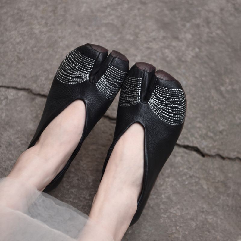 Split Toe Lazy Horseshoe Flat Pumps foto 3