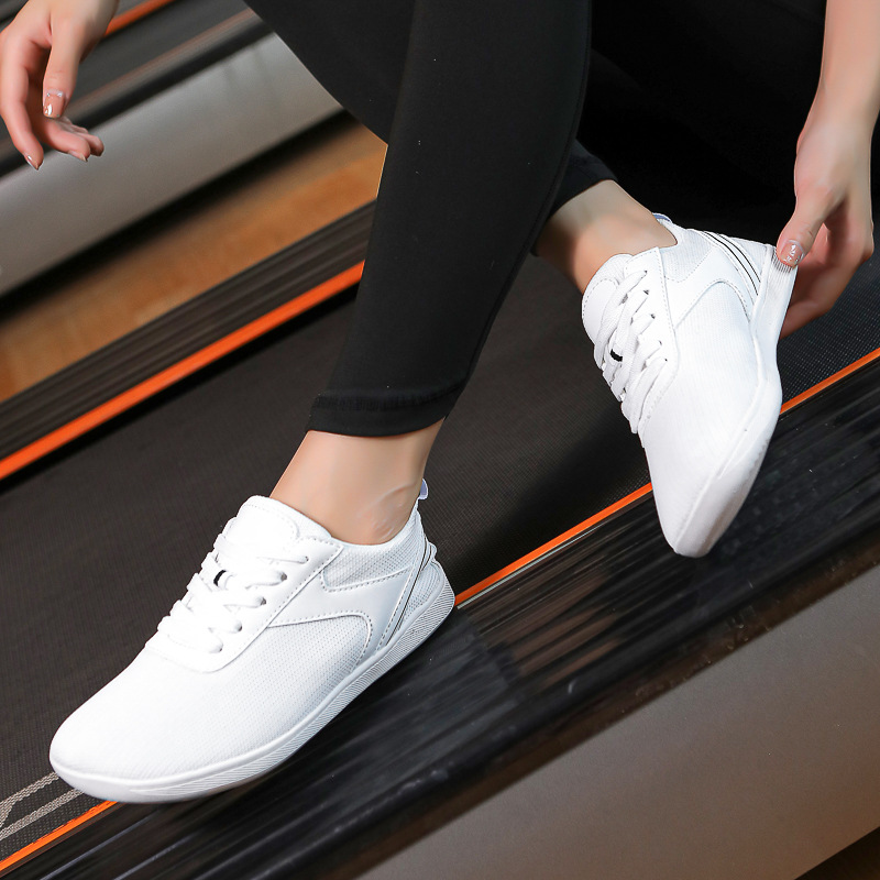 Men's Breathable Soft Sole Fly Woven Sports Shoes For Brisk Walking