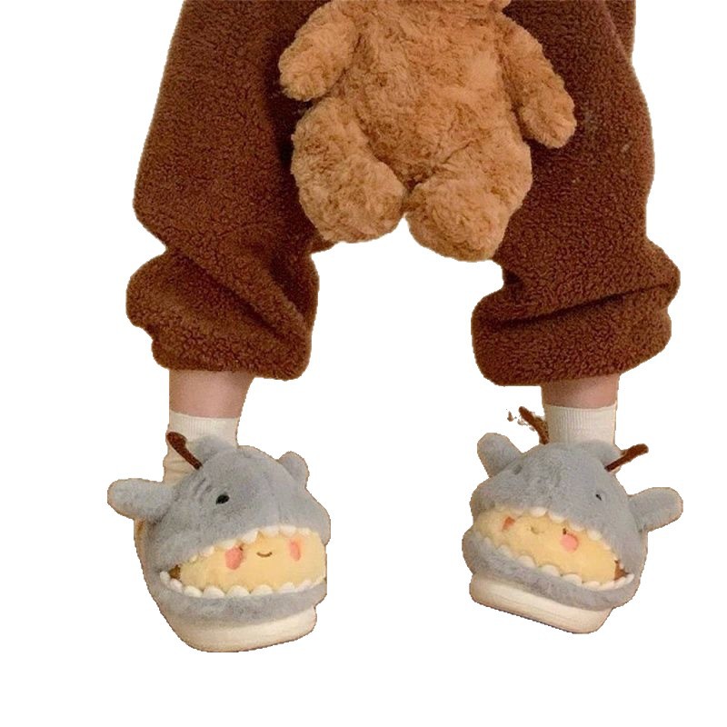 Shark Cotton Slippers Men And Women Fun And Cute Shark Bee Couple Household Bag Heel Fluffy Shoes Winter foto 4