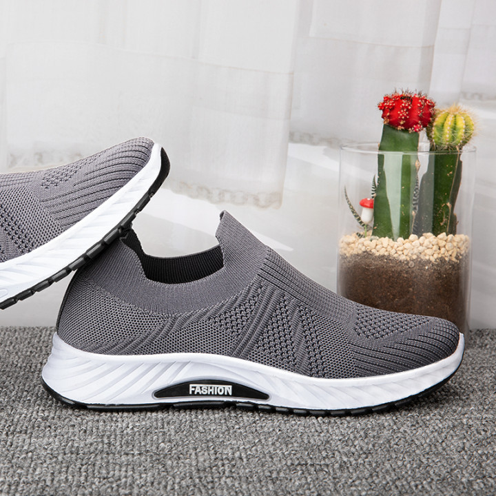 Casual Slip-on Mesh Sports Shoes Flying Woven Soft Running Walking Shoes Men foto 4