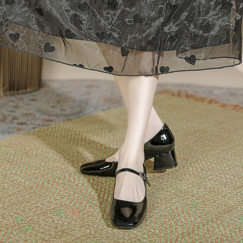 Square Toe Patent Leather Buckle With Pearl Mary Jane Shoes Women foto 2