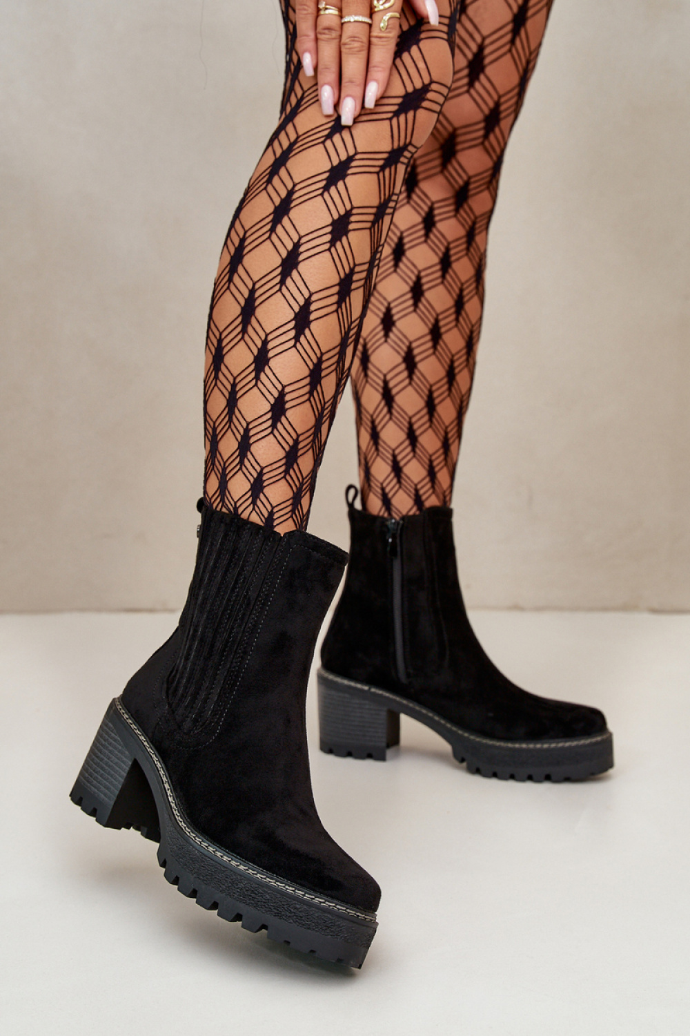 Laarsjes met hoge hak Step in style