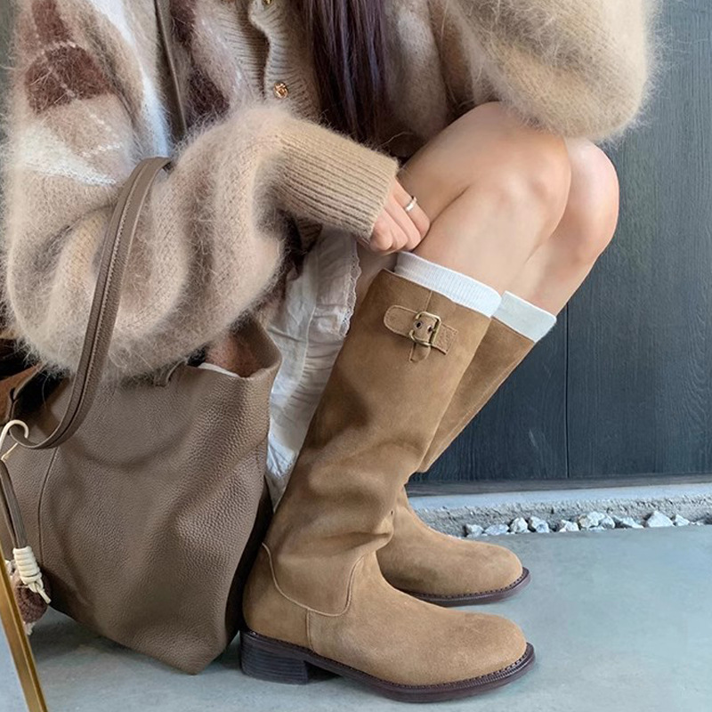 Cowhide Maillard Round Head Buckled Chunky Heel Below The Knee Boots foto 5