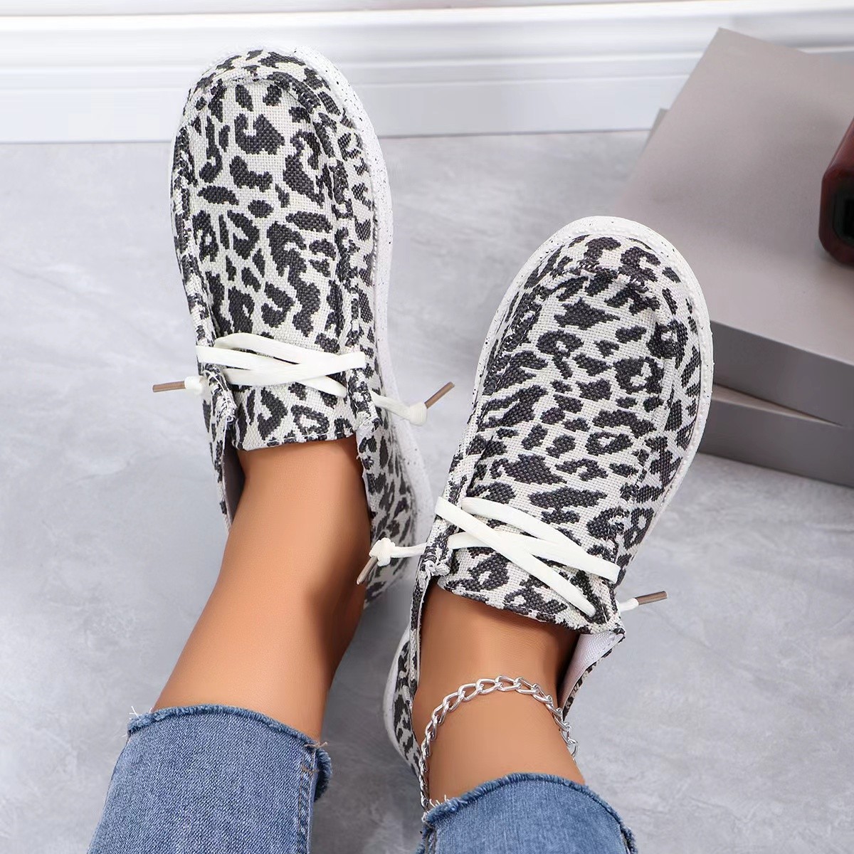 Flat Flyknit Casual Shoes Round Toe Large-Size Leopard-Print Pumps foto 5
