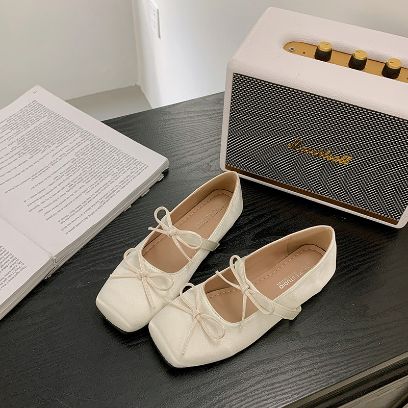 Fashionable All-match Square Head Pumps Women foto 2