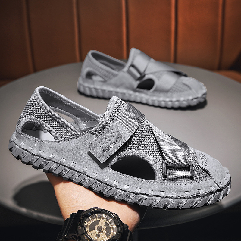Summer Hollow Men's Soft Bottom Beach Shoes Breathable Mesh Sandals foto 2