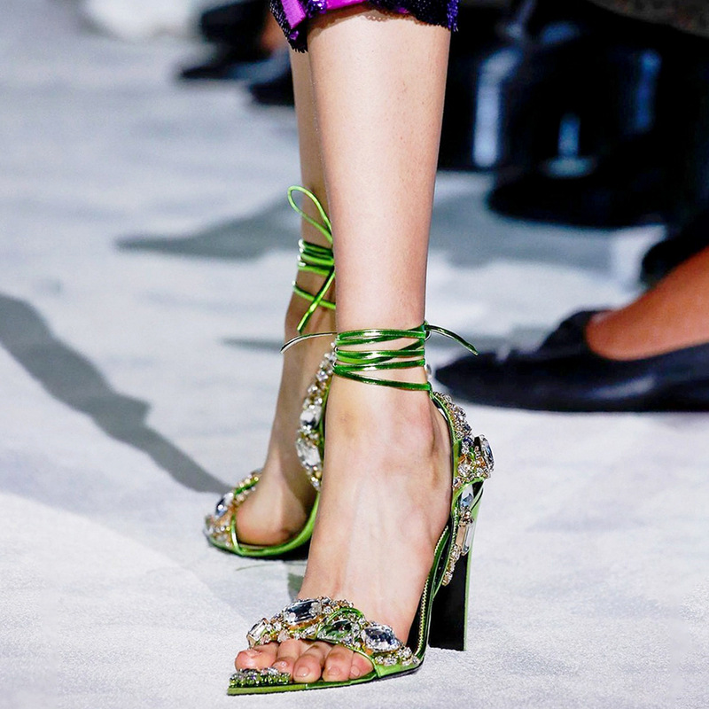 European And American Super High Heel Pointed Toe Rhinestone Fashion Banquet Catwalk foto 4