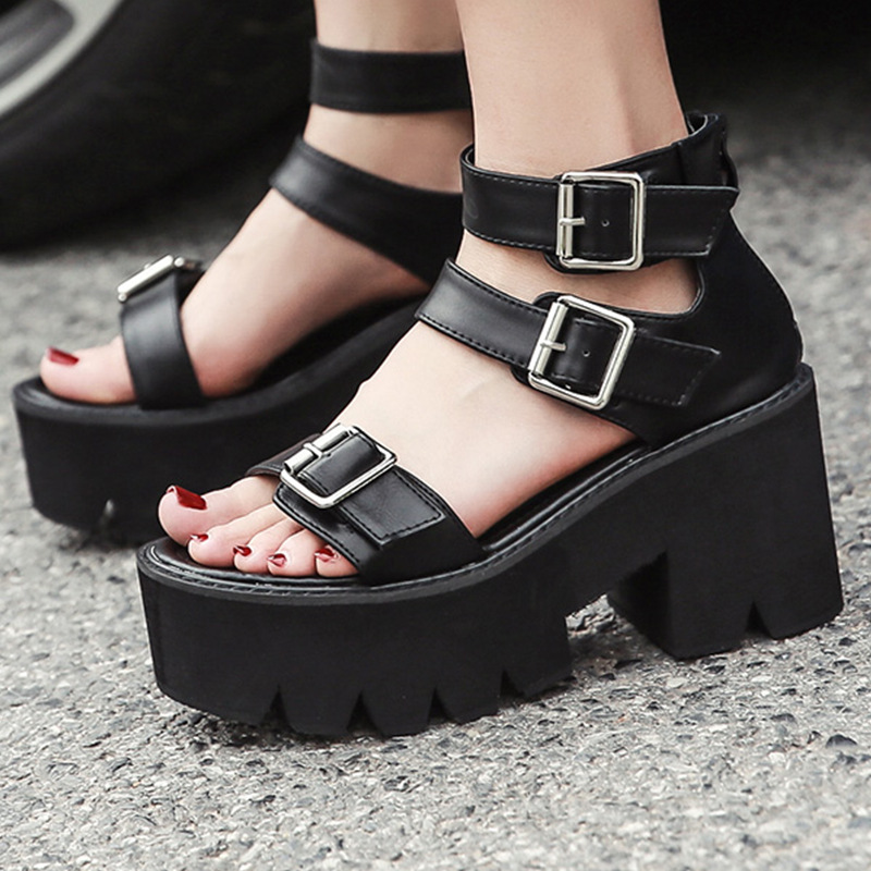Punk Harajuku Street Thick Bottom Chunky Heel Women's Sandals foto 3