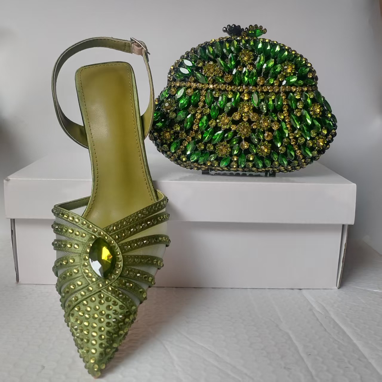 Full-Strass Pointed-Toe High Heel Sandals Crystal Rhinestone Pointed-Toe Heels foto 5