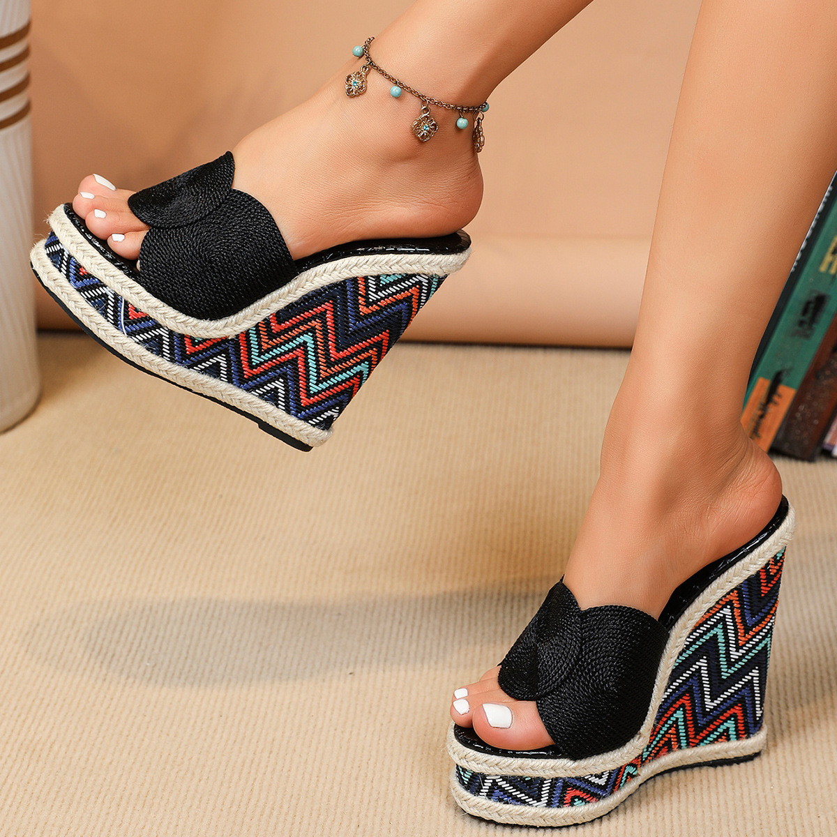 Women's Stylish Beach Simple Wedge Platform Slippers foto 3