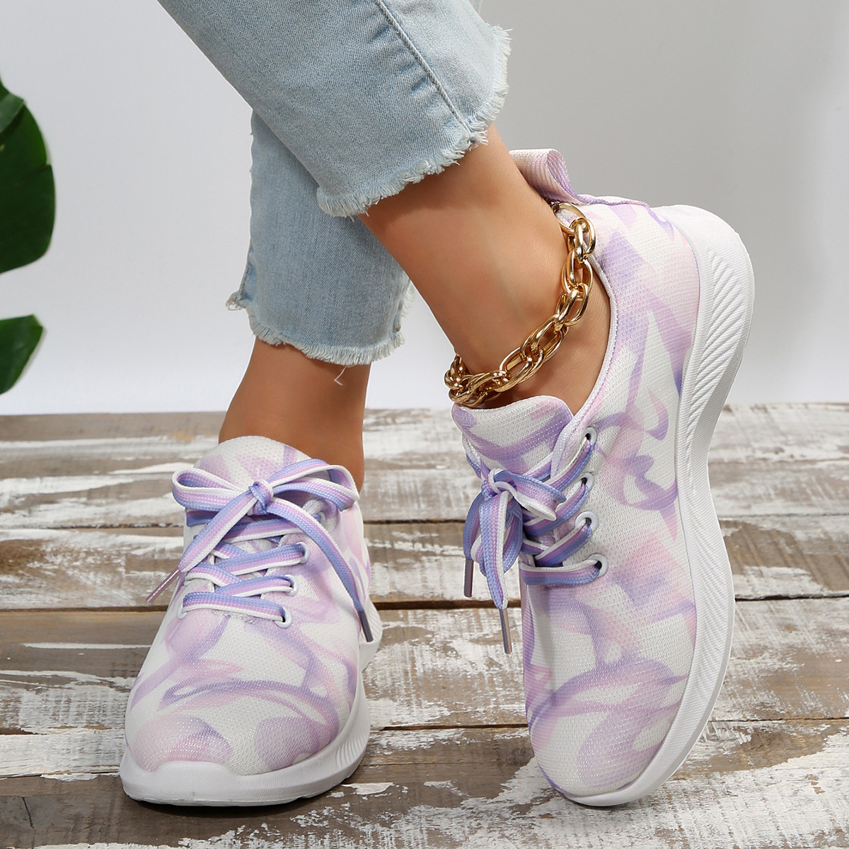 Women's Color Matching Casual Low-top Sneaker