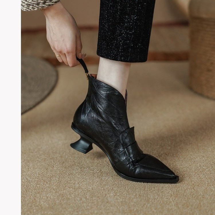 Womens French-style Vintage Pointed-toe Mid-heel Ankle Boots foto 5