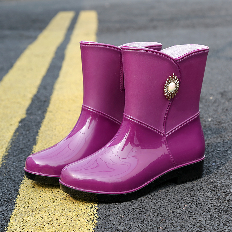 Fashion Rain Boots Women's Middle Tube Non-slip Warm foto 2