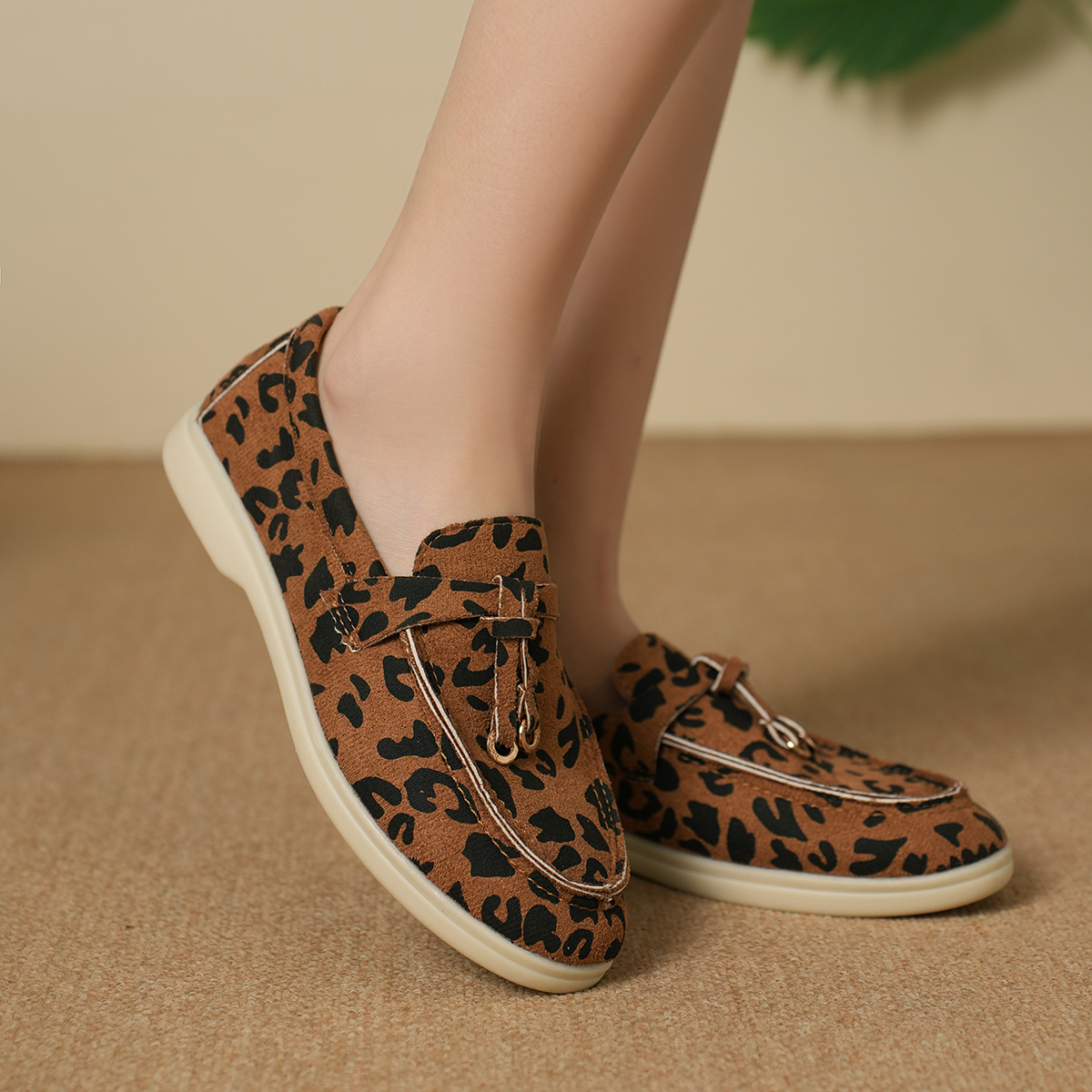 Leopard Print Casual Slip-on Pumps British Style Single-layer Shoes foto 3