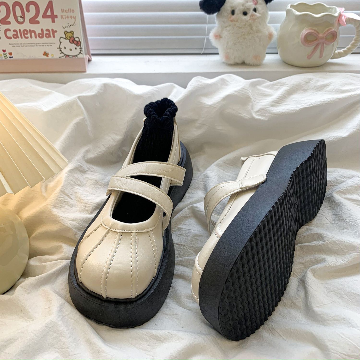 Seasonal New Japanese-style Versatile Height-increasing Leather Shoes For Women foto 3