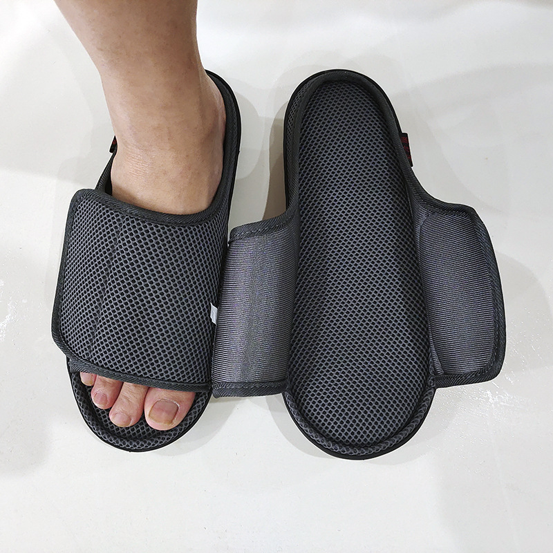 Shoe For Swelling In The Foot Of A Patient After Fracture Surgery foto 2