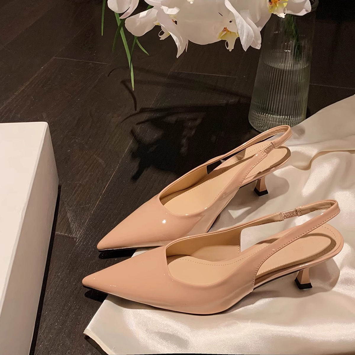 Elegant Small Pointed-toe Low-cut High Heel Pumps Women's Spring foto 2