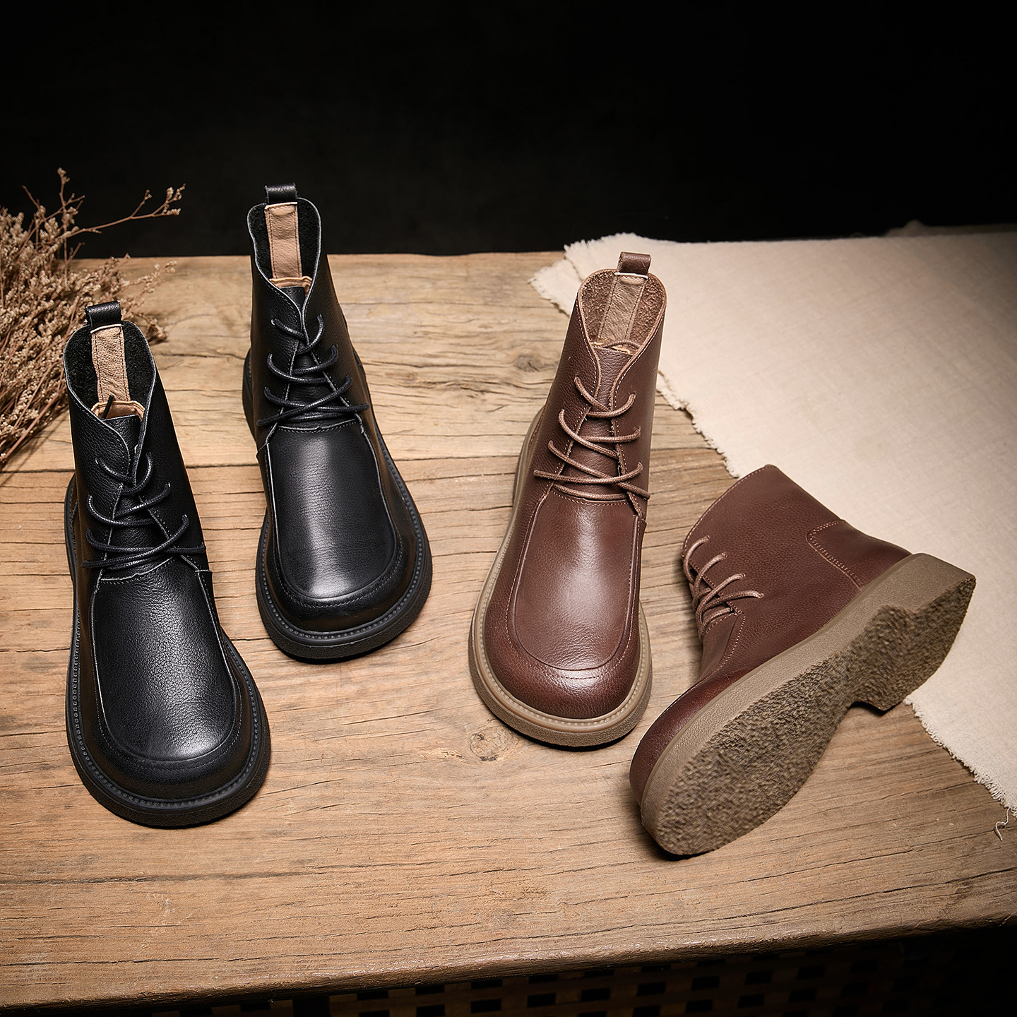 Womens High-top Leather Shoes foto 2