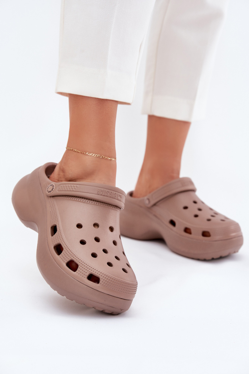 Slippers Step in style